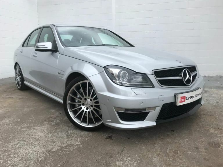 Compare Mercedes-Benz C Class 6.3 C63 V8 Amg Spds Mct Euro 5 SA14FRN Silver
