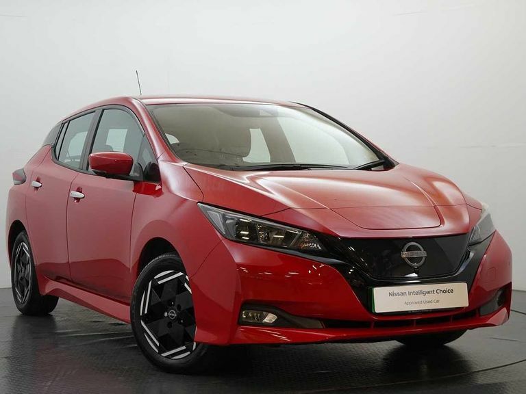 Compare Nissan Leaf 39Kw Acenta With Tech Pack Including 360 View Came LC72UXZ Red