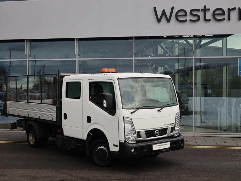 Compare Nissan NT400 2.5 Dci 140 3.5T Lwb Double Cab Tipper With 6 Seat SK16YVS White