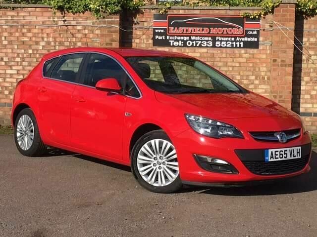 Compare Vauxhall Astra Hatchback 1.4I Excite Euro 6 201565 AE65VLH Red