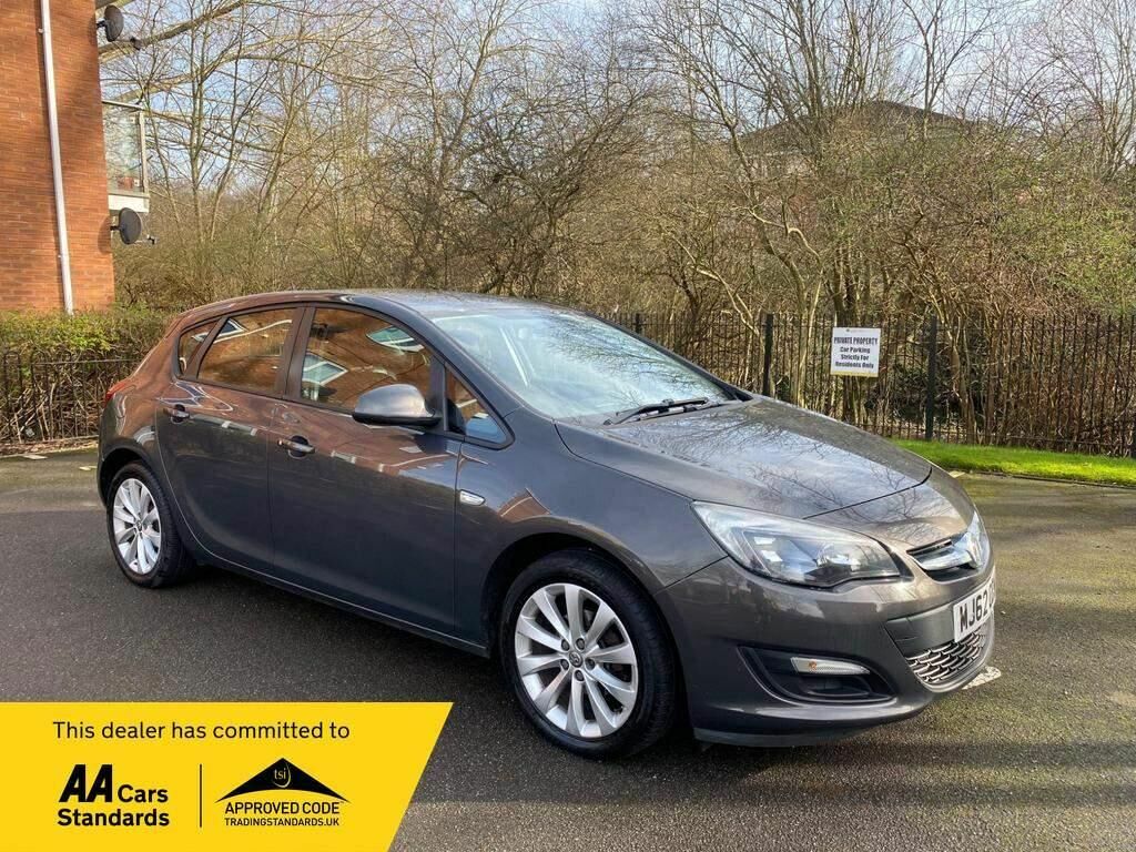 Compare Vauxhall Astra Astra Active MJ62OBW Grey
