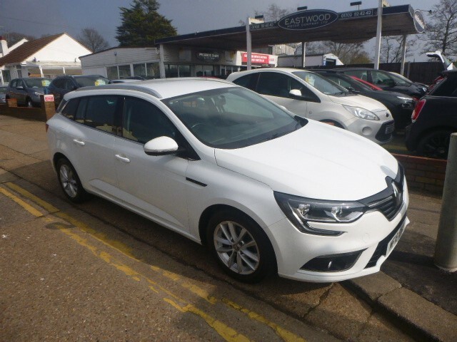 Compare Renault Megane Expression Plus Dci MF18EHP White