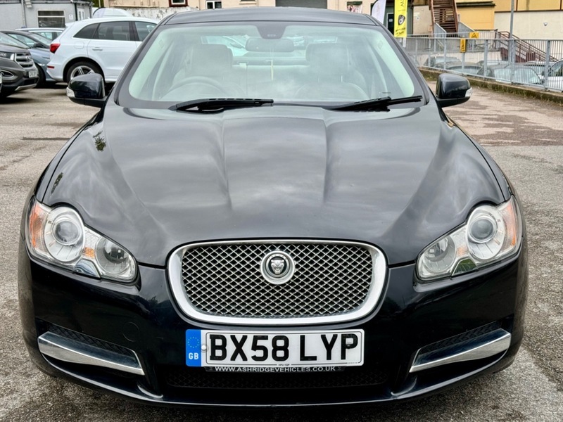 Compare Jaguar XF V6 Premium Luxury - 2008 58 Plate BX58LYP Black