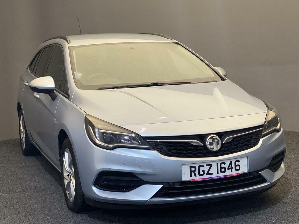 Compare Vauxhall Astra 1.2 Turbo 130 Bhp Business Edition Nav Sports Tour RGZ1646 Silver
