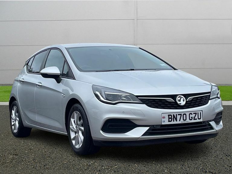 Compare Vauxhall Astra Astra Business Edition Nav Td BN70GZU Silver