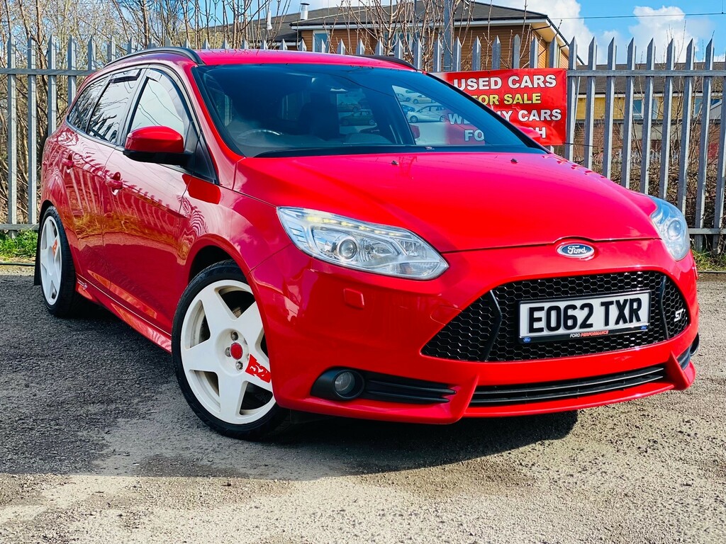 Compare Ford Focus 2.0T St-3 Estate Touring Fsh Ulez Free Modified EO62TXR Red
