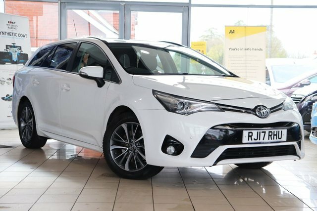 Compare Toyota Avensis Avensis Business Edition D-4d RJ17RHU White