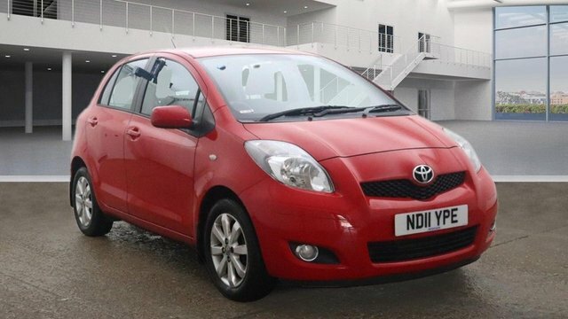 Compare Toyota Yaris 1.3 T Spirit Mm Vvt-i 99 Bhp ND11YPE Red
