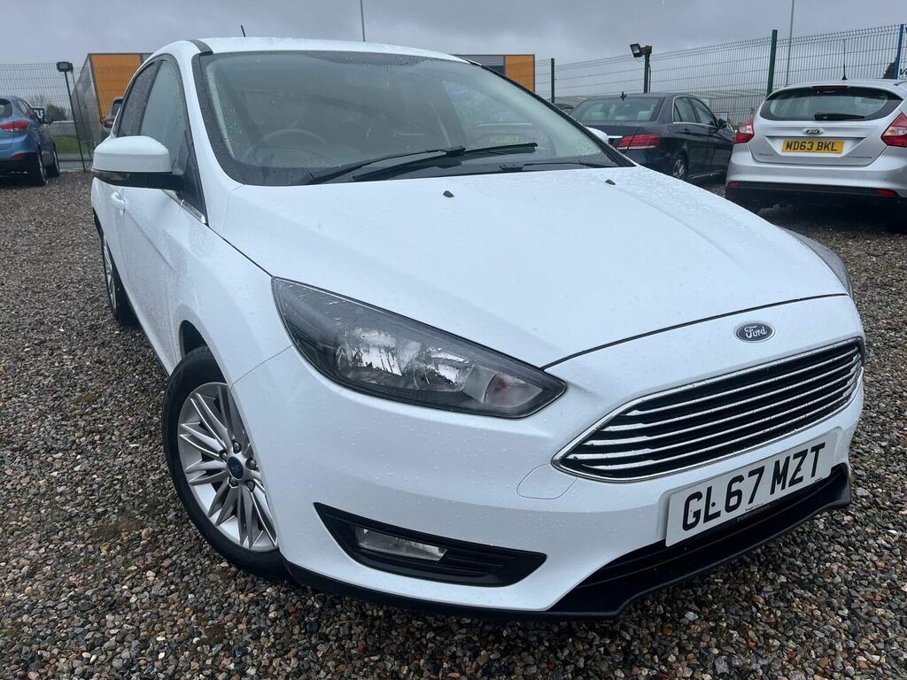Compare Ford Focus Hatchback 1.5 Tdci Zetec Edition Euro 6 Ss GL67MZT White