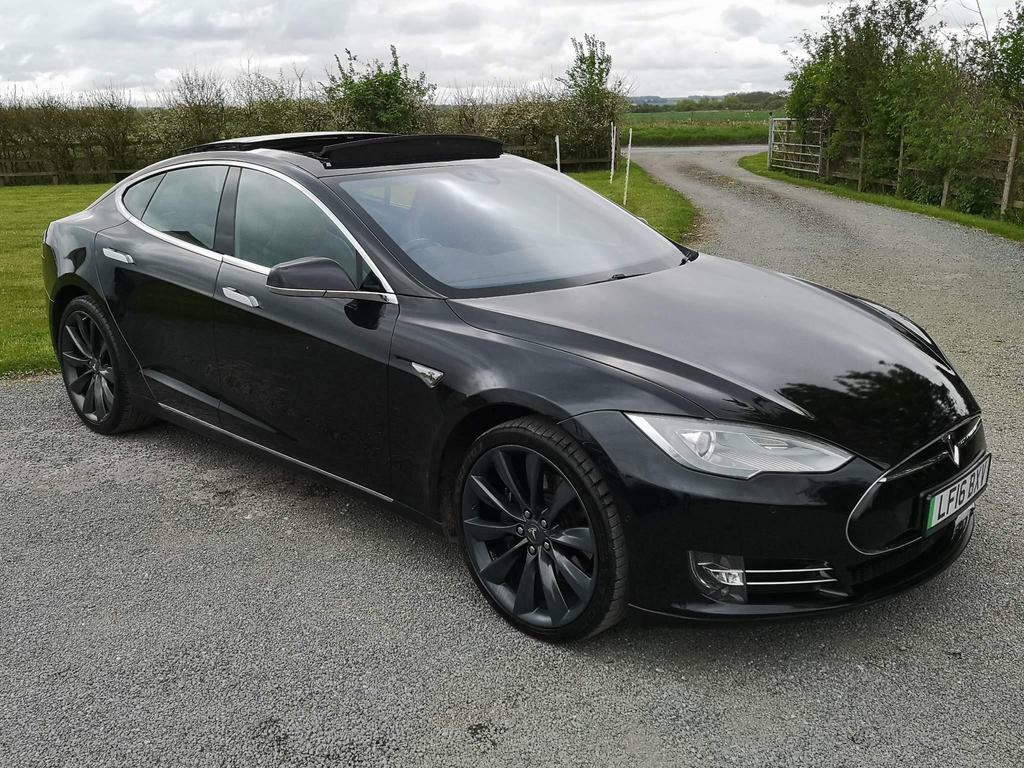 Compare Tesla Model S 90D Dual Motor 4Wd LF16BXV Black