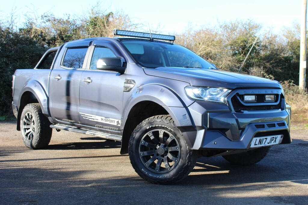 Compare Ford Ranger Limited 4X4 Dcb Tdci LN17JPX Grey