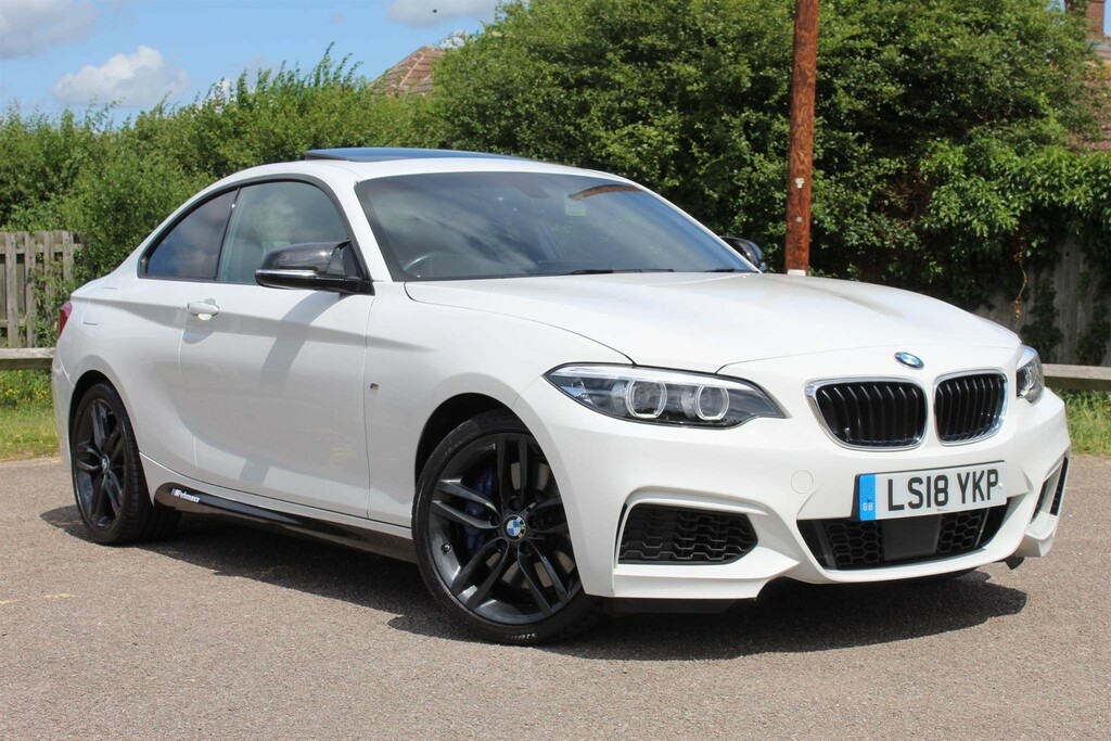 Compare BMW 2 Series Coupe LS18YKP White