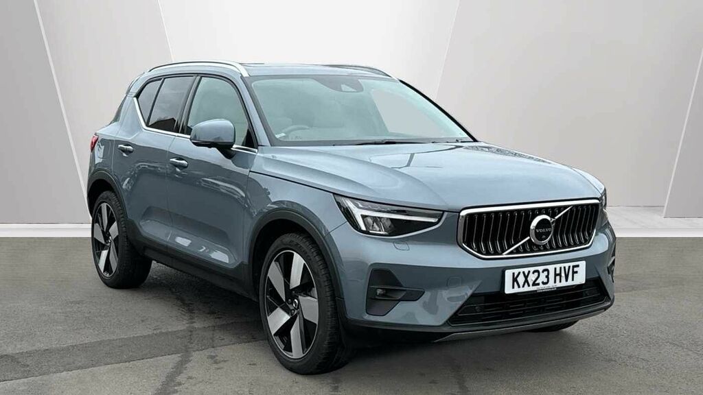 Compare Volvo XC40 Recharge Ultimate, T5 Plug-in Hybrid, KX23HVF Grey