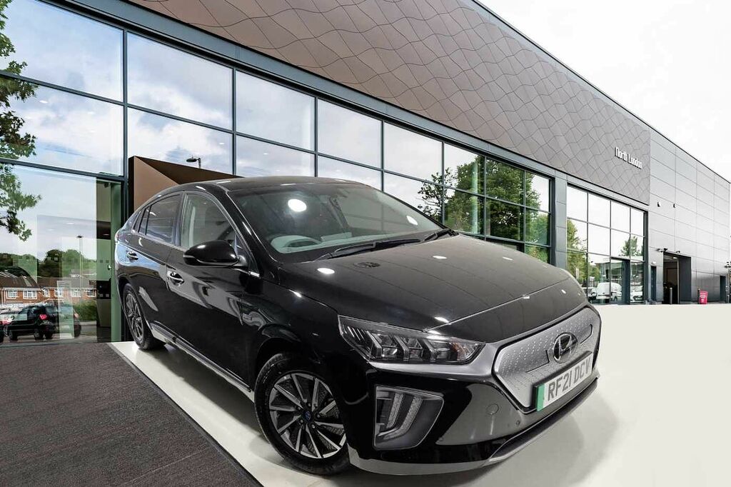 Compare Hyundai Ioniq Premium Se RF21DCV Black