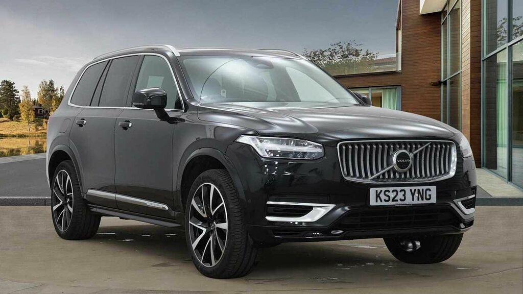 Compare Volvo XC90 Recharge Ultimate, T8 Awd Plug-in Hybrid, KS23YNG Black