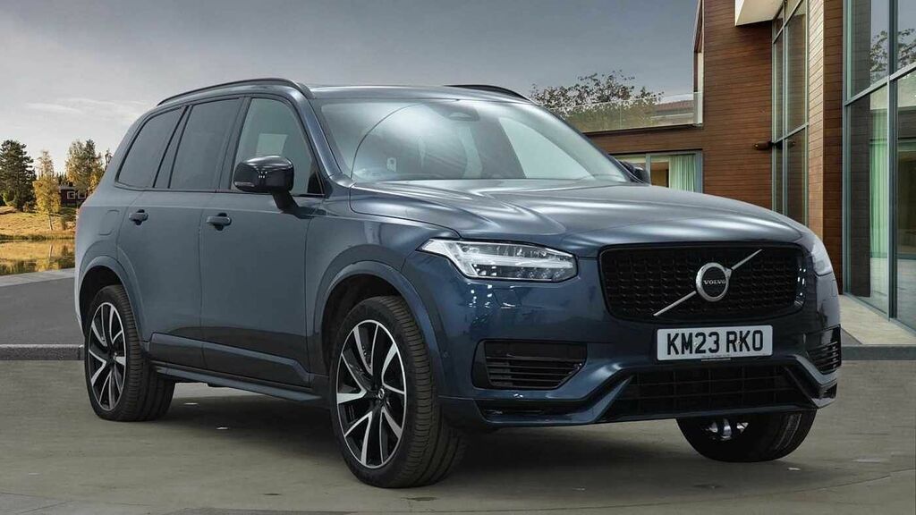 Compare Volvo XC90 Recharge Ultimate, T8 Awd Plug-in Hybrid, KM23RKO Blue