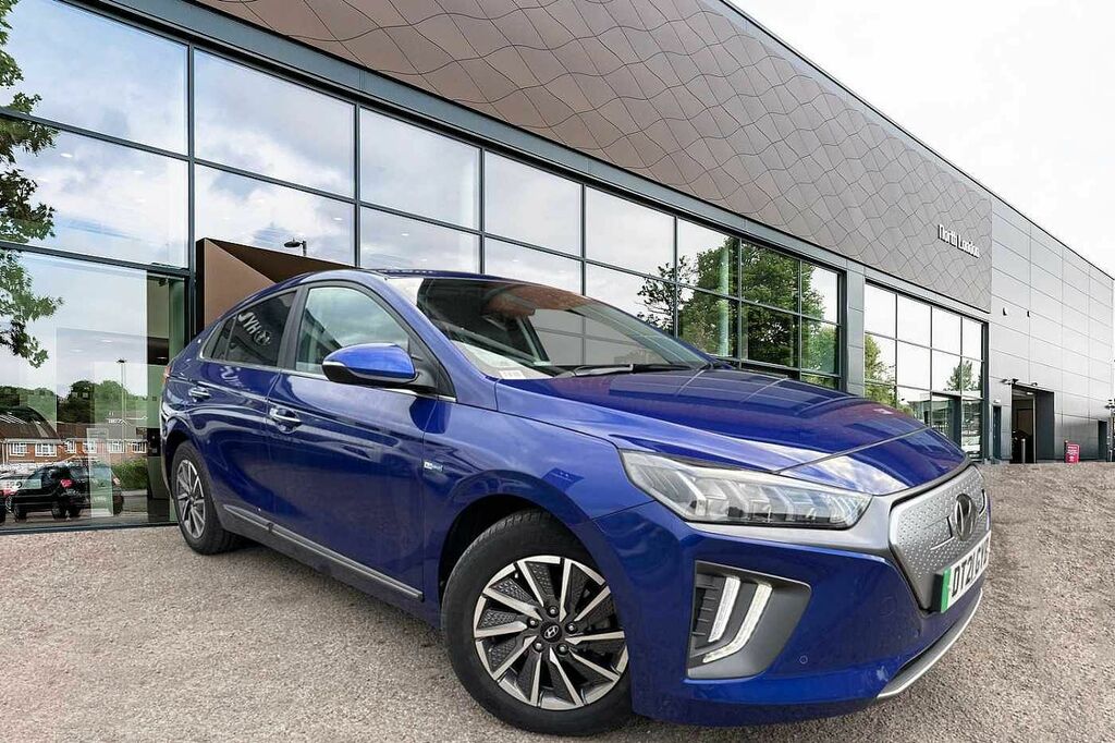 Compare Hyundai Ioniq E 100Kw Premium Se Hatch DT21GYB Blue
