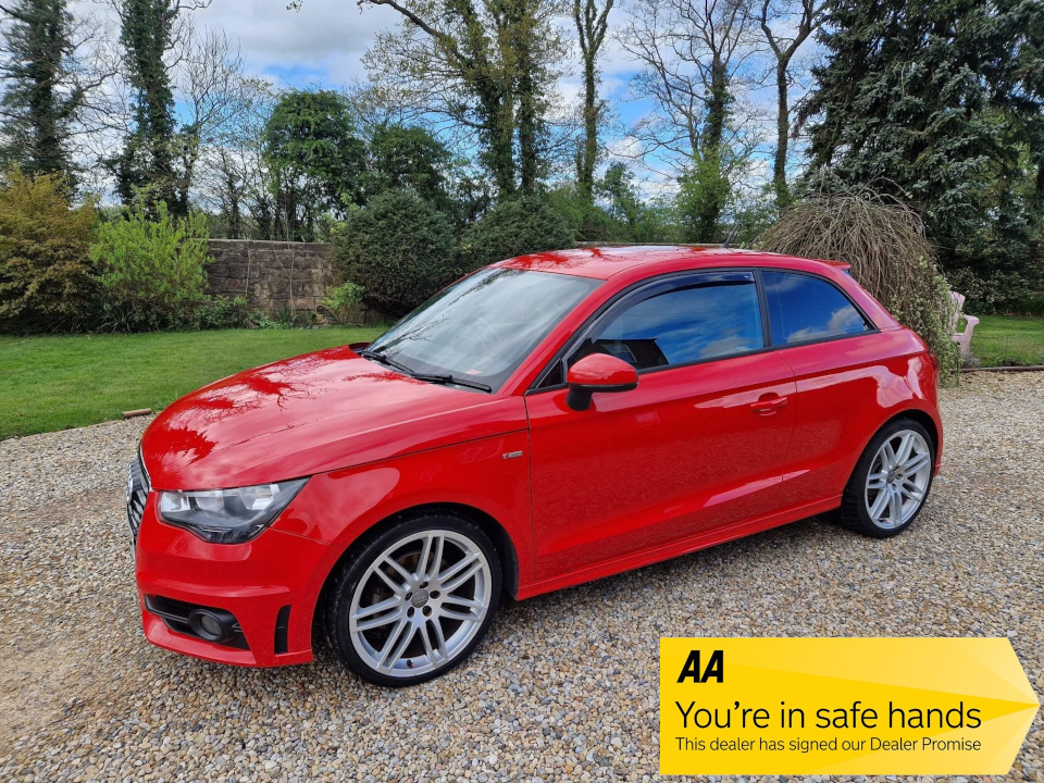Audi A1 A1 S Line Tfsi Red #1