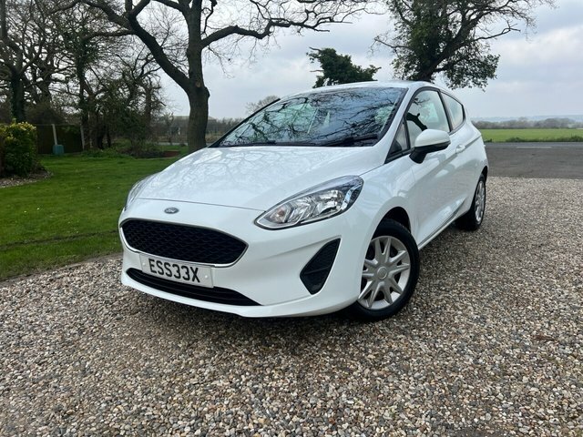 Compare Ford Fiesta 1.1 Style 70 Bhp 5 Speed LN67HRG White