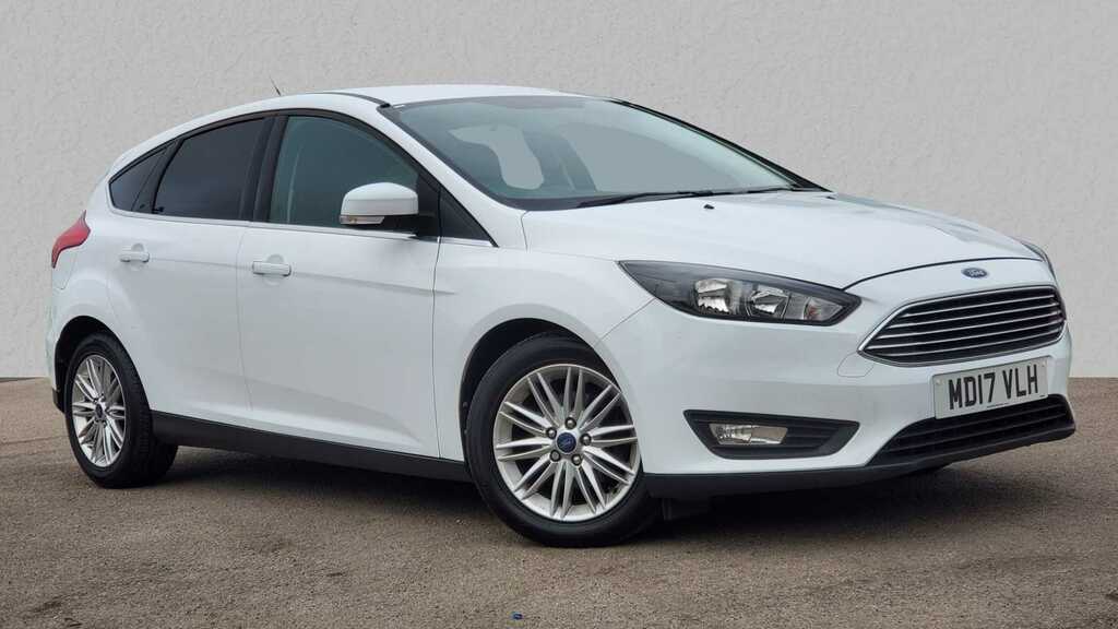 Compare Ford Focus 1.0 Ecoboost Zetec Edition MD17VLH White