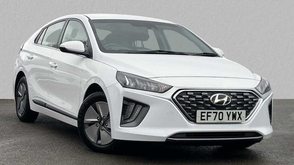 Compare Hyundai Ioniq 1.6 Gdi Hybrid Premium Dct EF70YWX White
