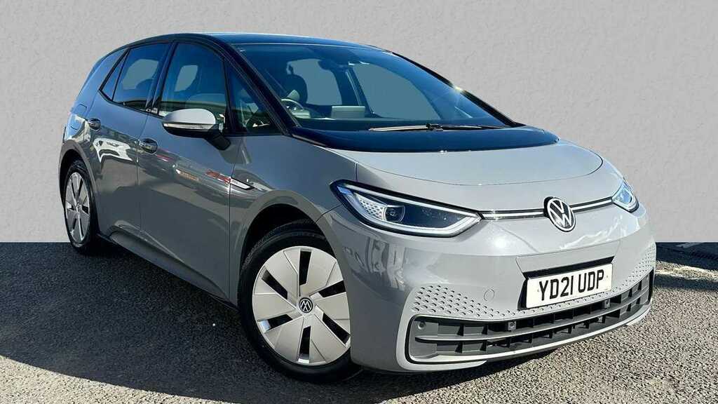Compare Volkswagen ID.3 150Kw Family Pro Performance 58Kwh YD21UDP Grey