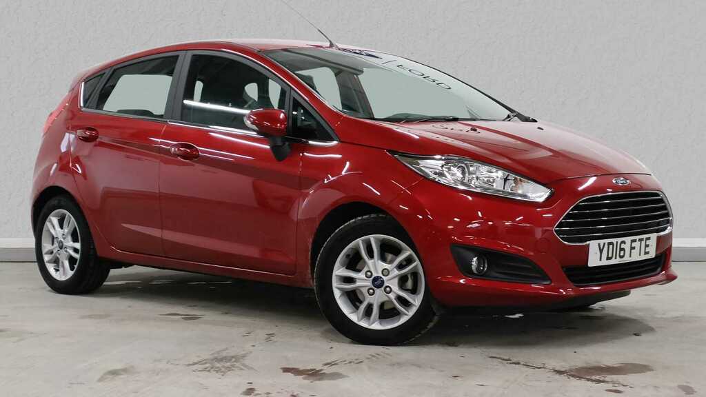 Compare Ford Fiesta 1.0 Ecoboost Zetec YD16FTE Red