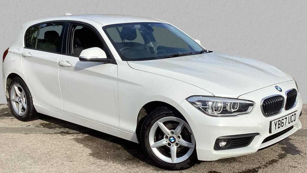 Compare BMW 1 Series 116D Se Business Navservotronic YB67UCD White