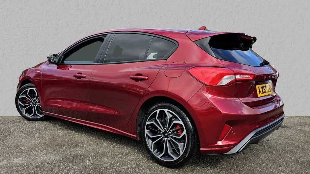 Compare Ford Focus St-line X Tdci KX69LBN Red