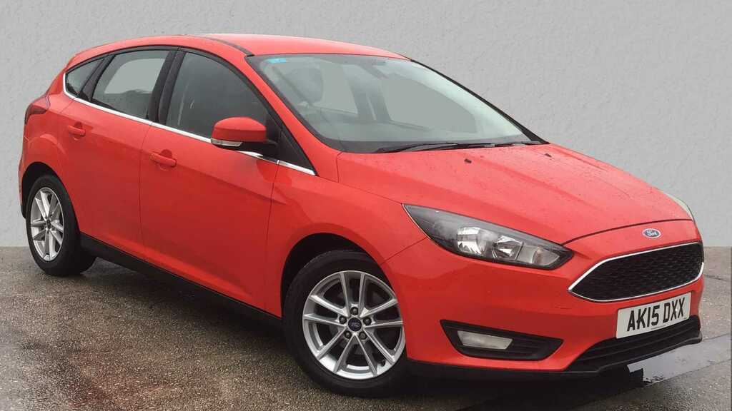 Compare Ford Focus 1.0 Ecoboost 125 Zetec AK15DXX Red