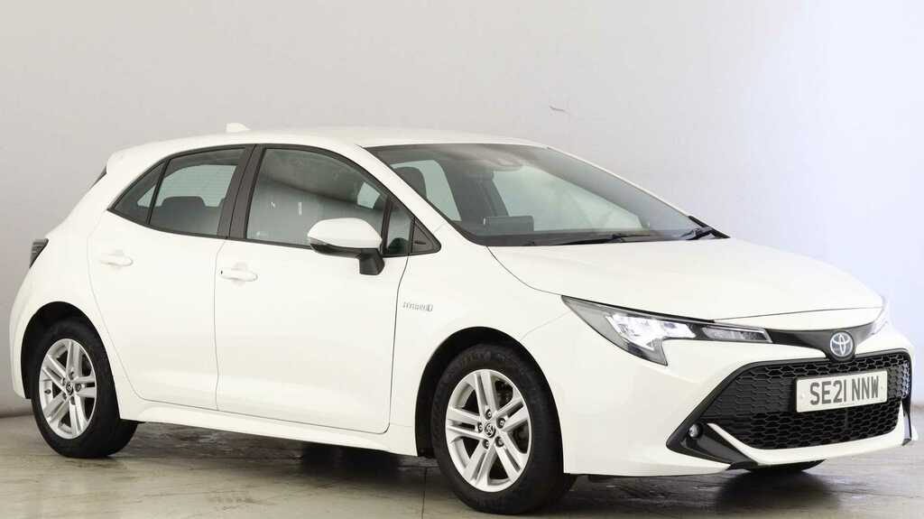 Compare Toyota Corolla 1.8 Vvt-i Hybrid Icon Cvt SE21NNW White