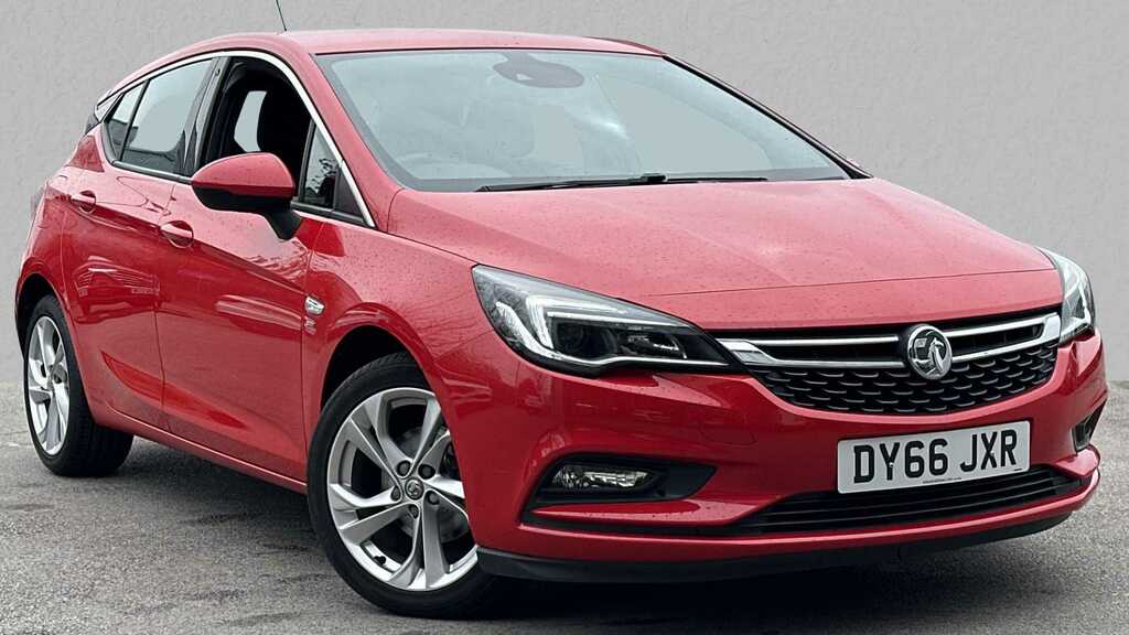 Compare Vauxhall Astra 1.4T 16V 150 Sri DY66JXR Red