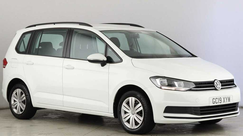 Compare Volkswagen Touran 1.0 Tsi S GC19XYW White