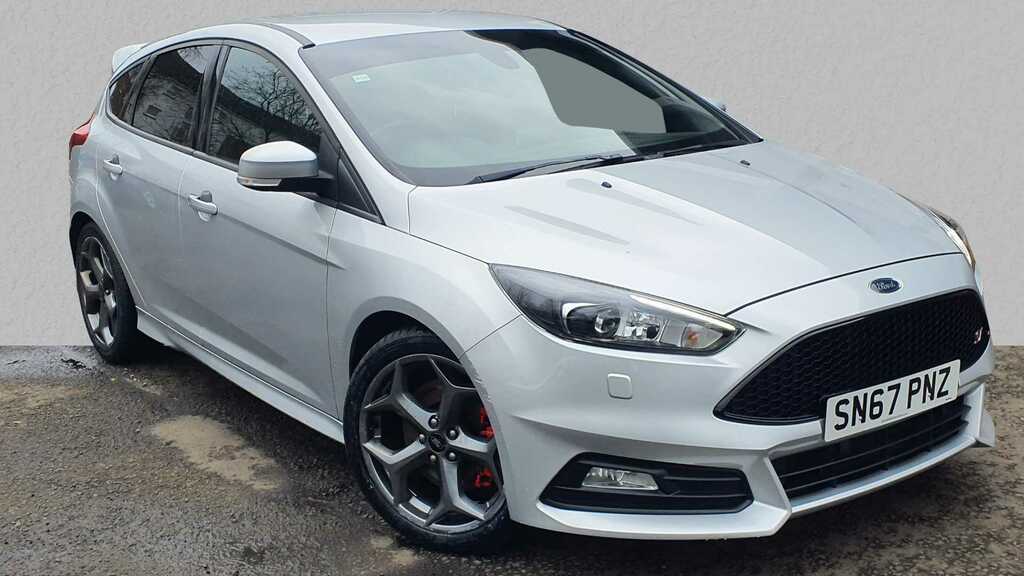Compare Ford Focus 2.0 Tdci 185 St-3 Navigation SN67PNZ Silver