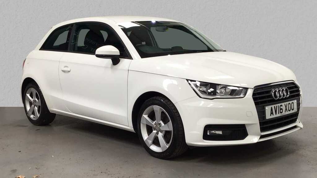 Audi A1 1.6 Tdi Sport White #1