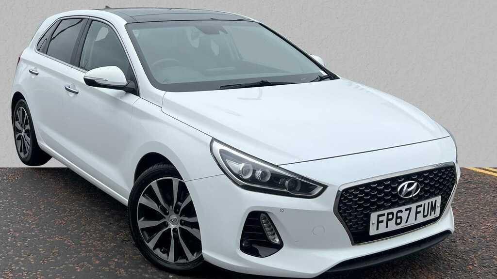 Hyundai I30 1.6 Crdi Premium Se White #1