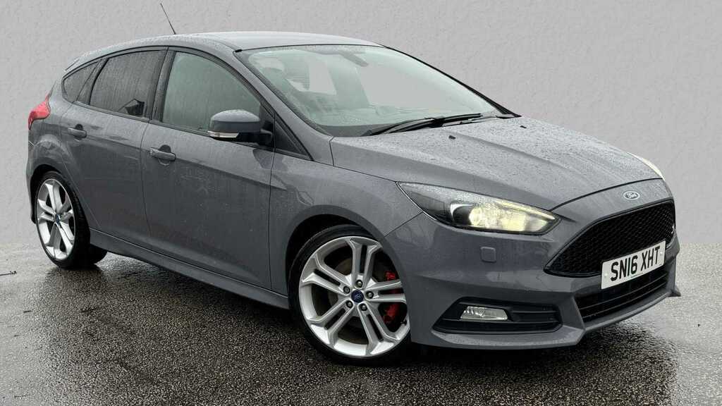Compare Ford Focus 2.0 Tdci 185 St-3 Navigation SN16XHT Grey
