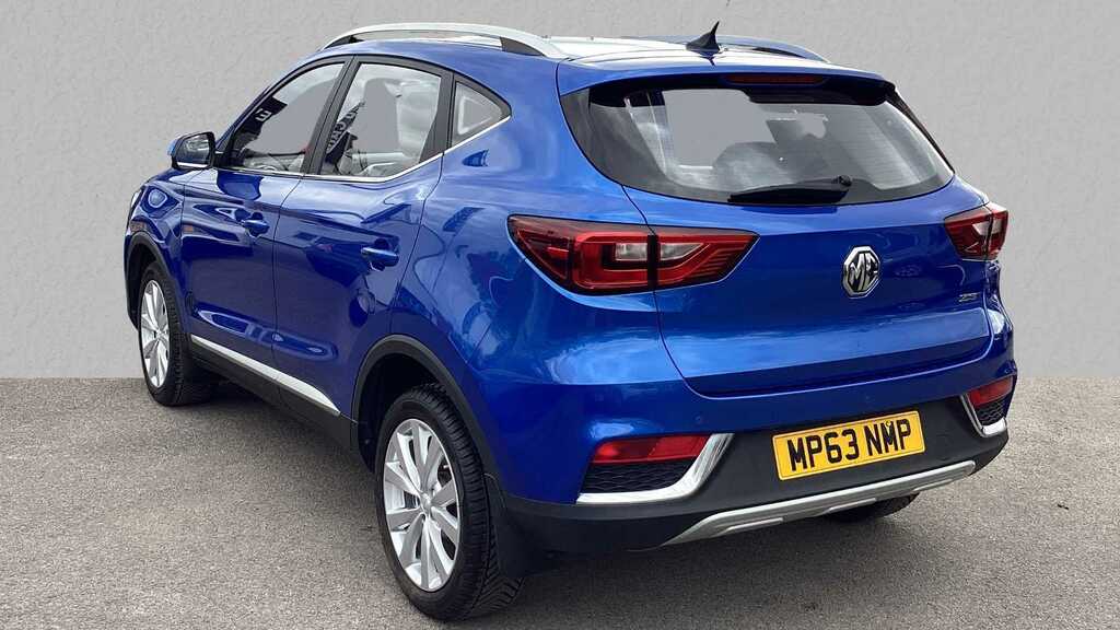 Compare MG ZS 1.5 Vti-tech Excite YD69OJW Blue