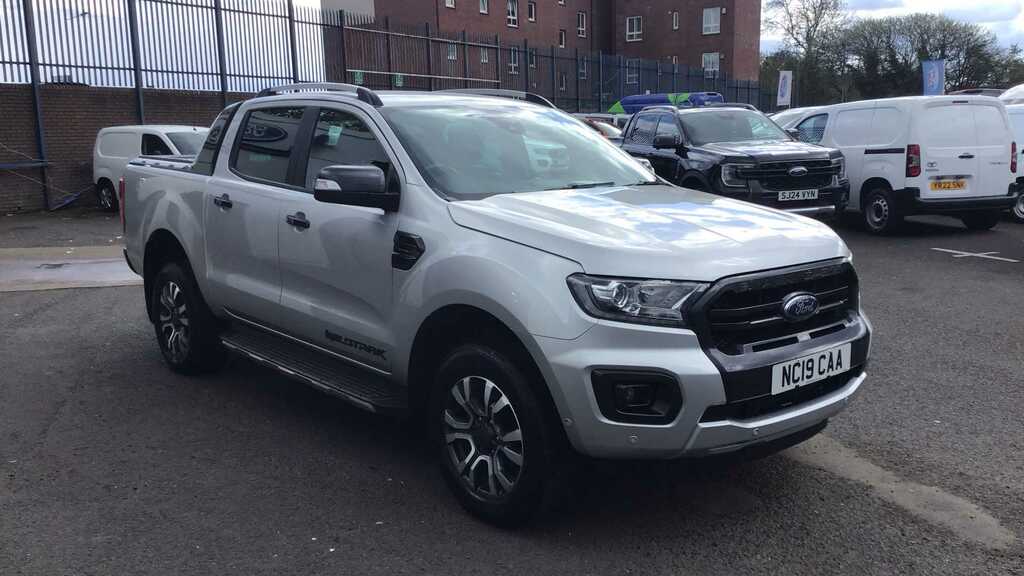 Compare Ford Ranger Pick Up Double Cab Wildtrak 2.0 Ecoblue 213 NC19CAA Silver
