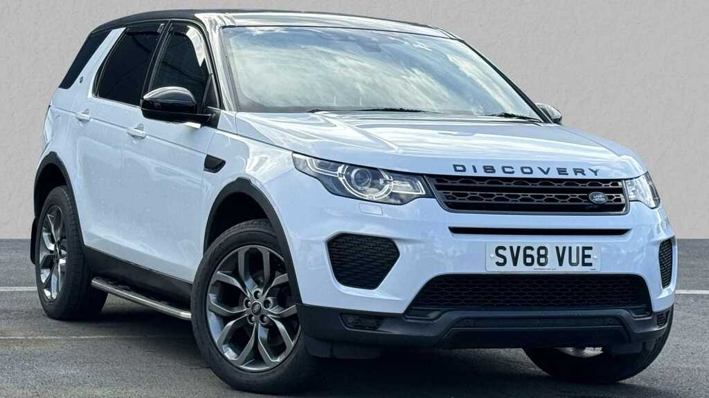 Compare Land Rover Discovery Sport Td4 Landmark SV68VUE White