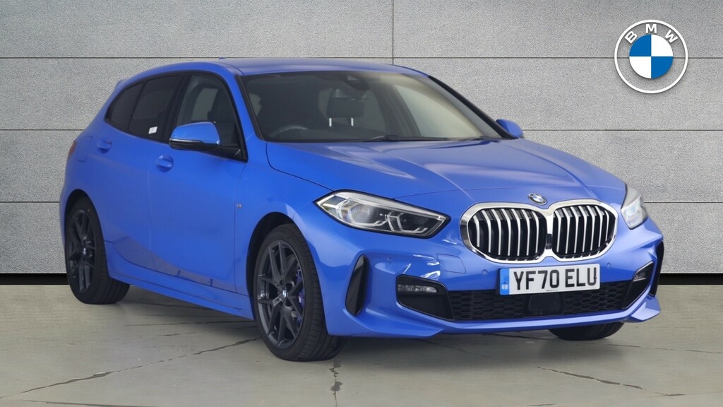 Compare BMW 1 Series 118D M Sport YF70ELU Blue