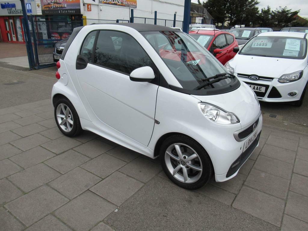 Compare Smart Fortwo 1.0 Mhd Edition21 Softtouch Euro 5 Ss LR14ZRU White