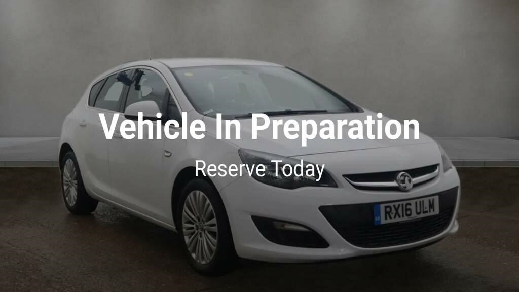 Compare Vauxhall Astra 1.4I Excite Euro 6 RX16ULM White