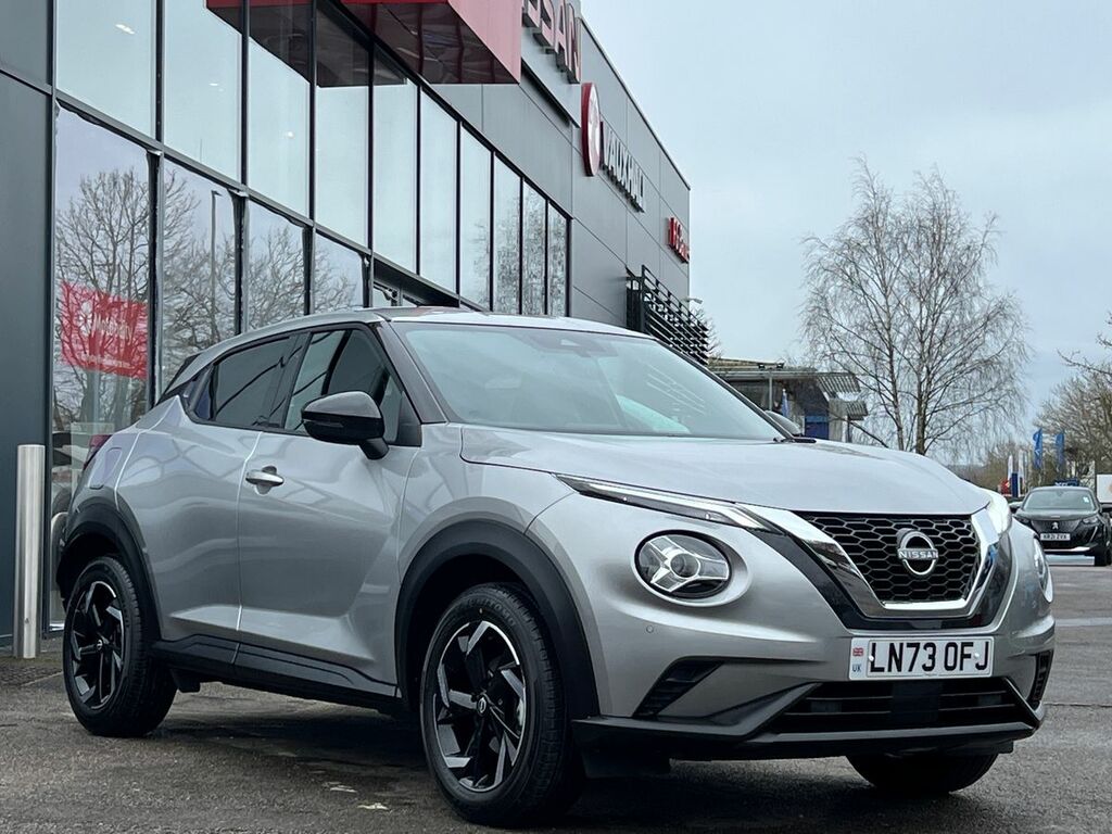Compare Nissan Juke 1.0 Dig-t 114 N-connecta Dct LN73OFJ Silver