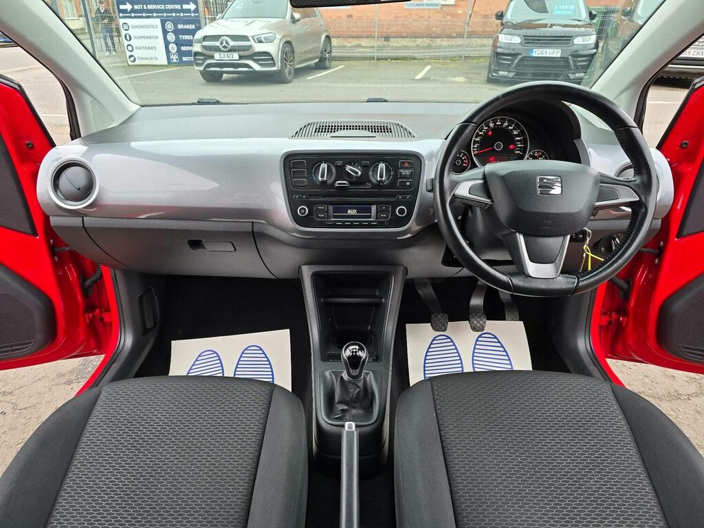 Compare Seat MII Hatchback 1.0 12V I Tech Euro 6 201515 NV15UOB Red