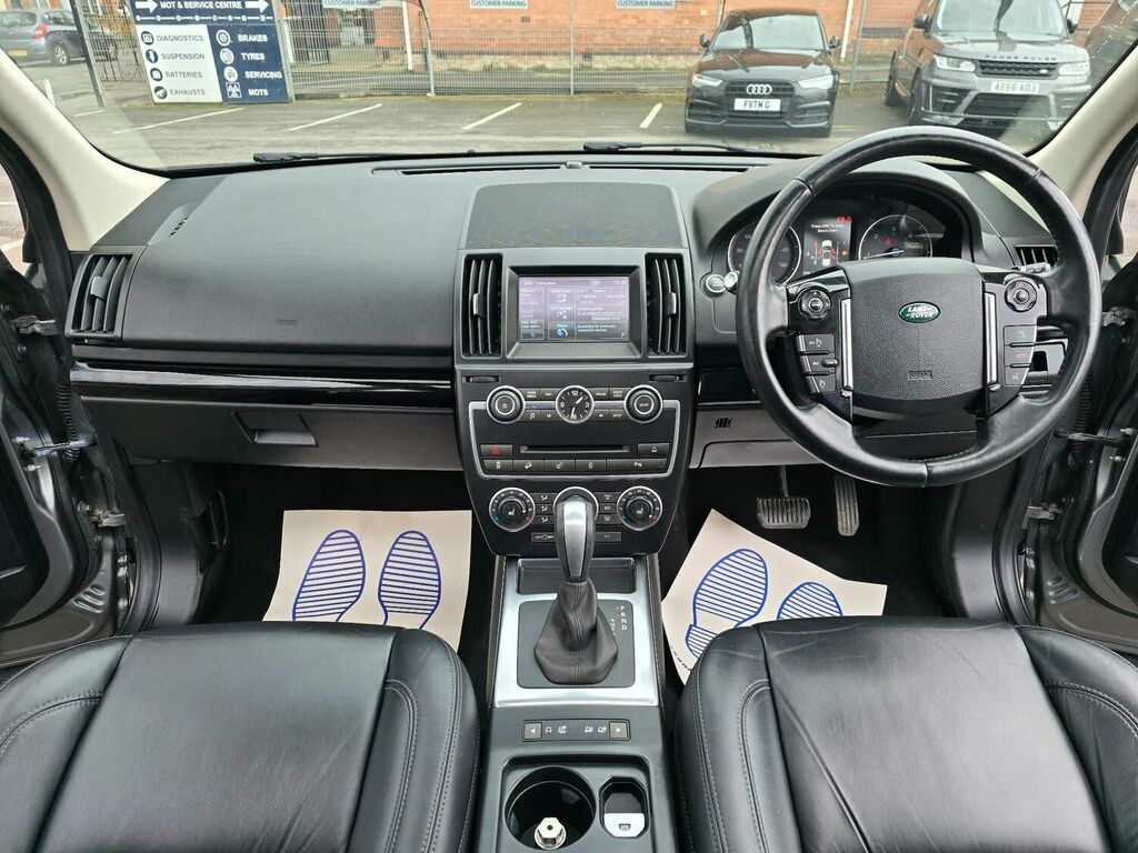 Compare Land Rover Freelander 2 4X4 2.2 Sd4 Hse Lux Commandshift 4Wd Euro 5 2 OY13AMK Grey