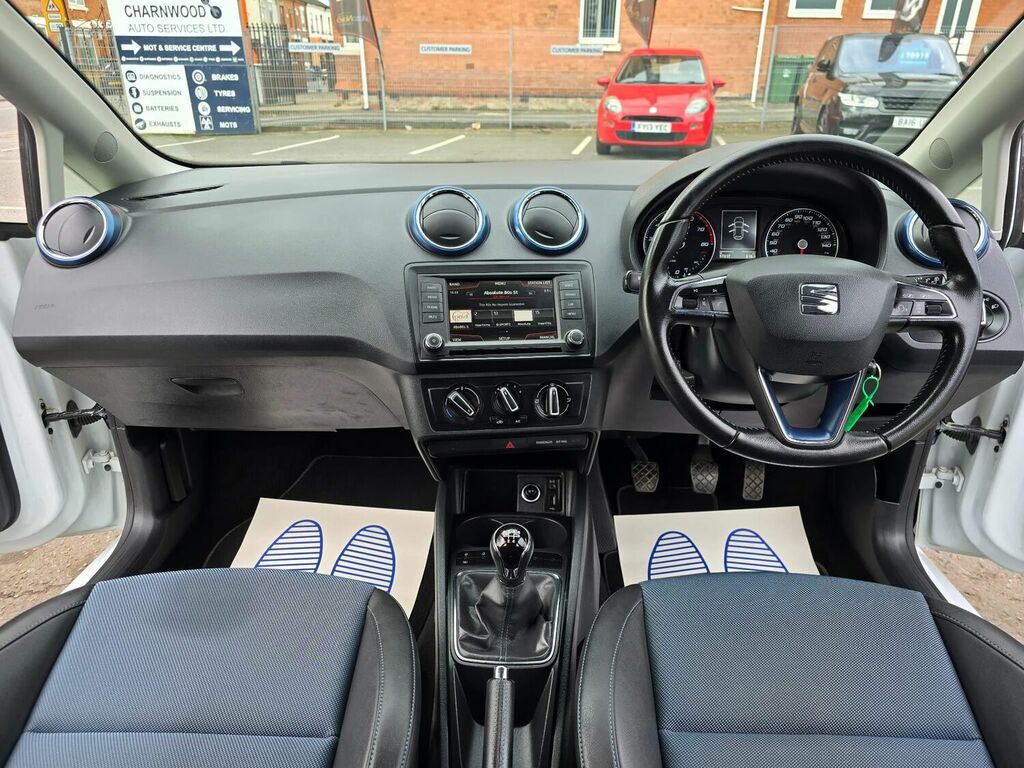 Seat Ibiza Hatchback 1.2 Tsi Connect Euro 6 201616 White #1