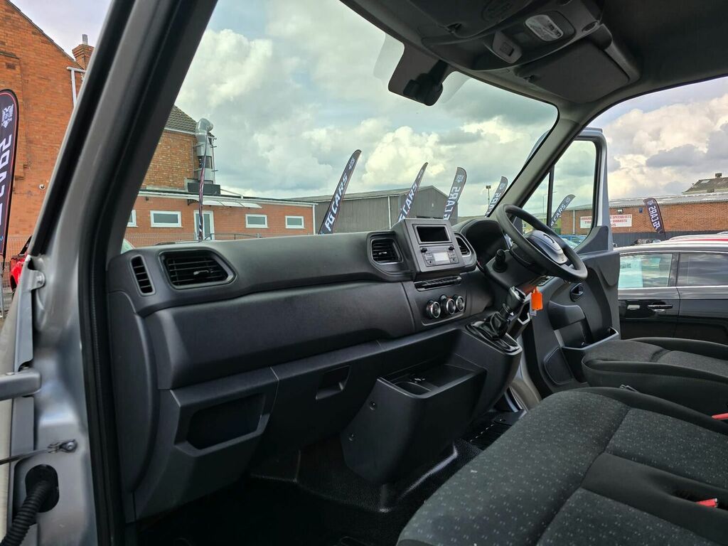 Compare Vauxhall Movano Panel Van 2.3 Cdti 3500 Biturbo Edition Fwd L3 H2 DP70DRV Silver