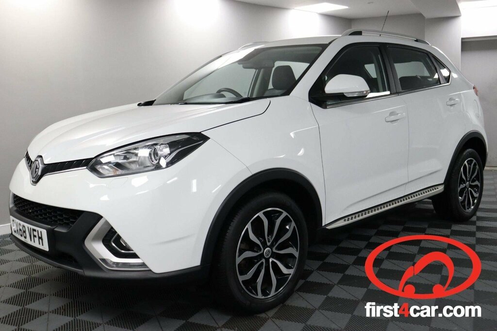 MG GS 2018 68 Exclusive White #1
