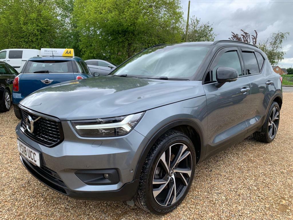 Compare Volvo XC40 2.0 D4 First Edition Awd Euro 6 Ss YS18UCC Grey